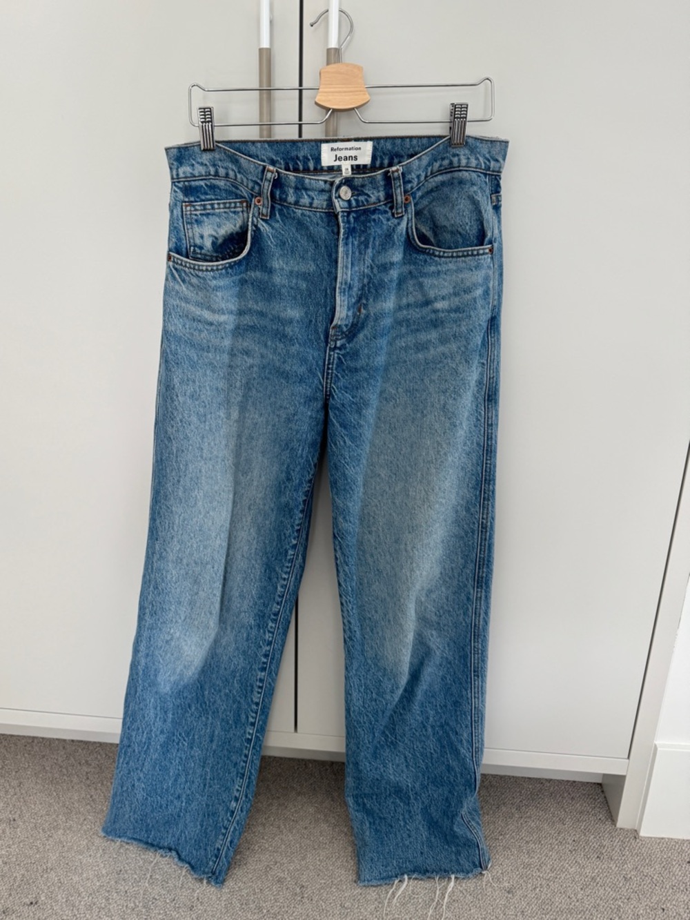 Reformation Val 90’s Mid Rise Straight Jeans Size 28
